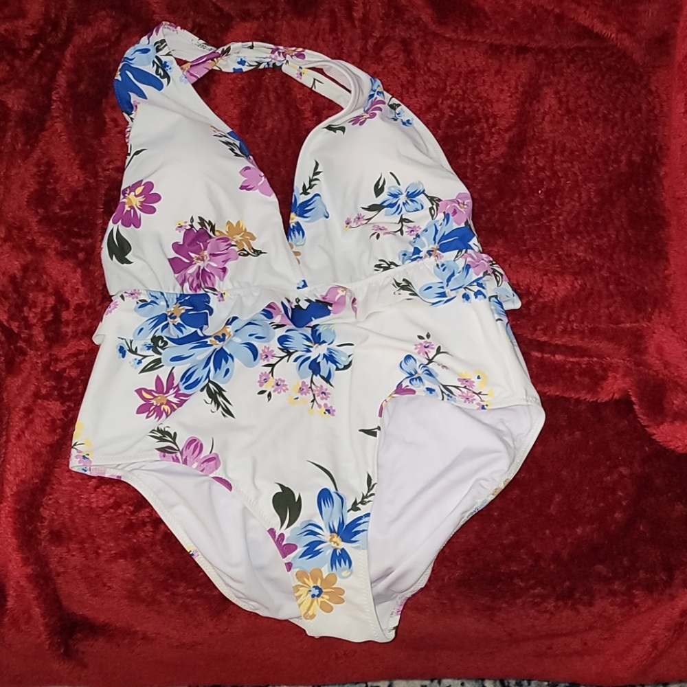 One piece swimsuit